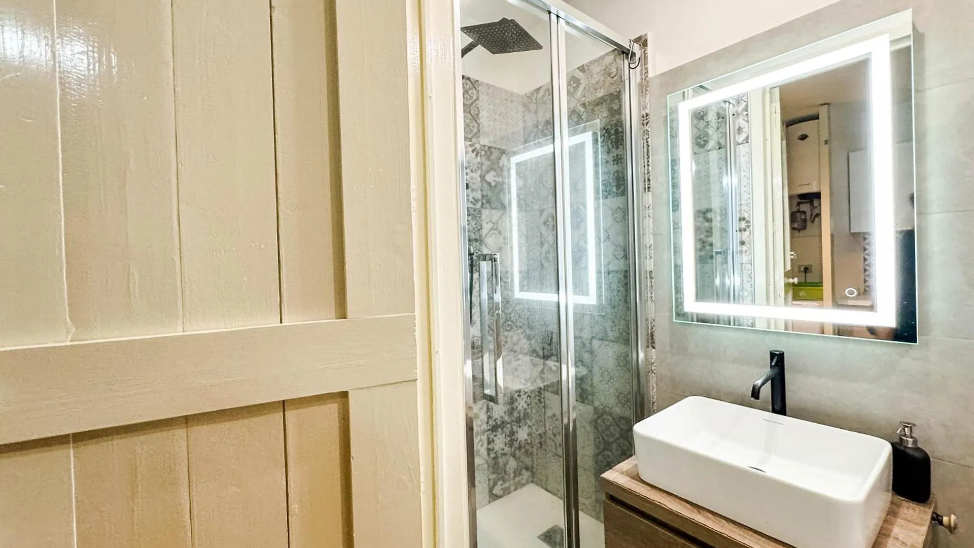 Nicuzza Holiday Home CTA 0*, Catania Italia